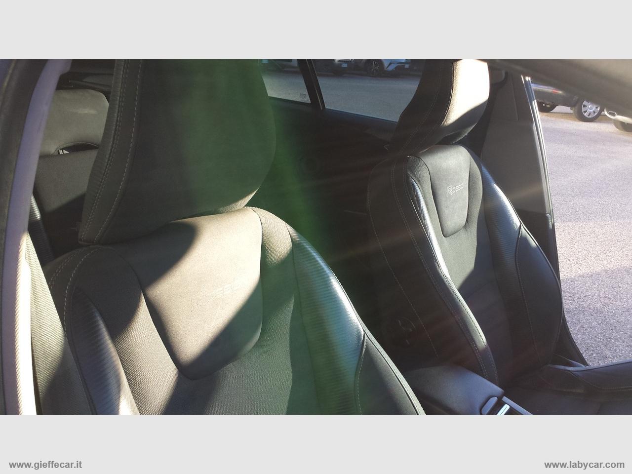 VOLVO V60 D3 Geartronic R-design