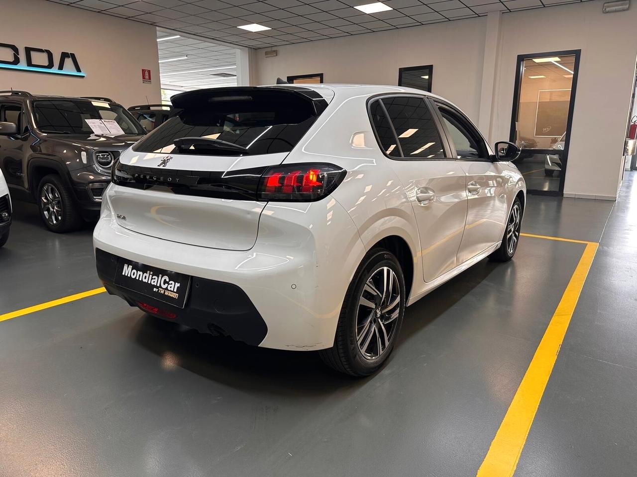 Peugeot 208 PureTech 75 Stop&Start 5 porte Active Pack* NEOPATENTATI *
