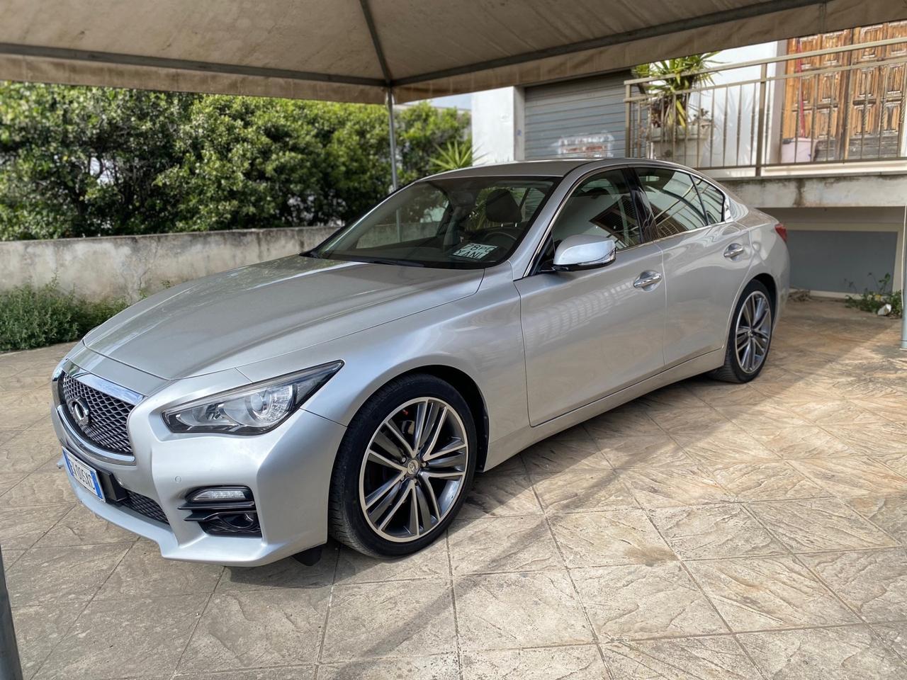 Infiniti Q50 2.2 diesel Sport