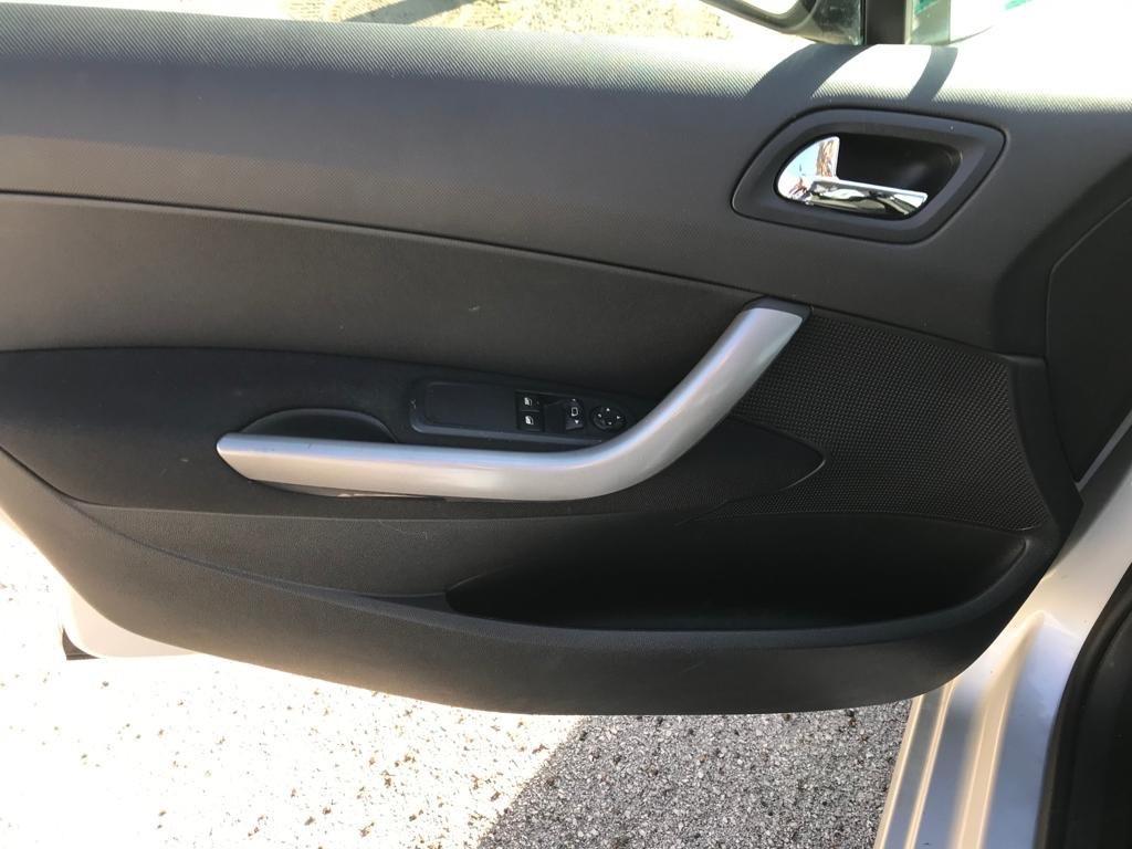 Peugeot 308 1.6 8V HDi 93CV 5p. Active auto pari al nuovo