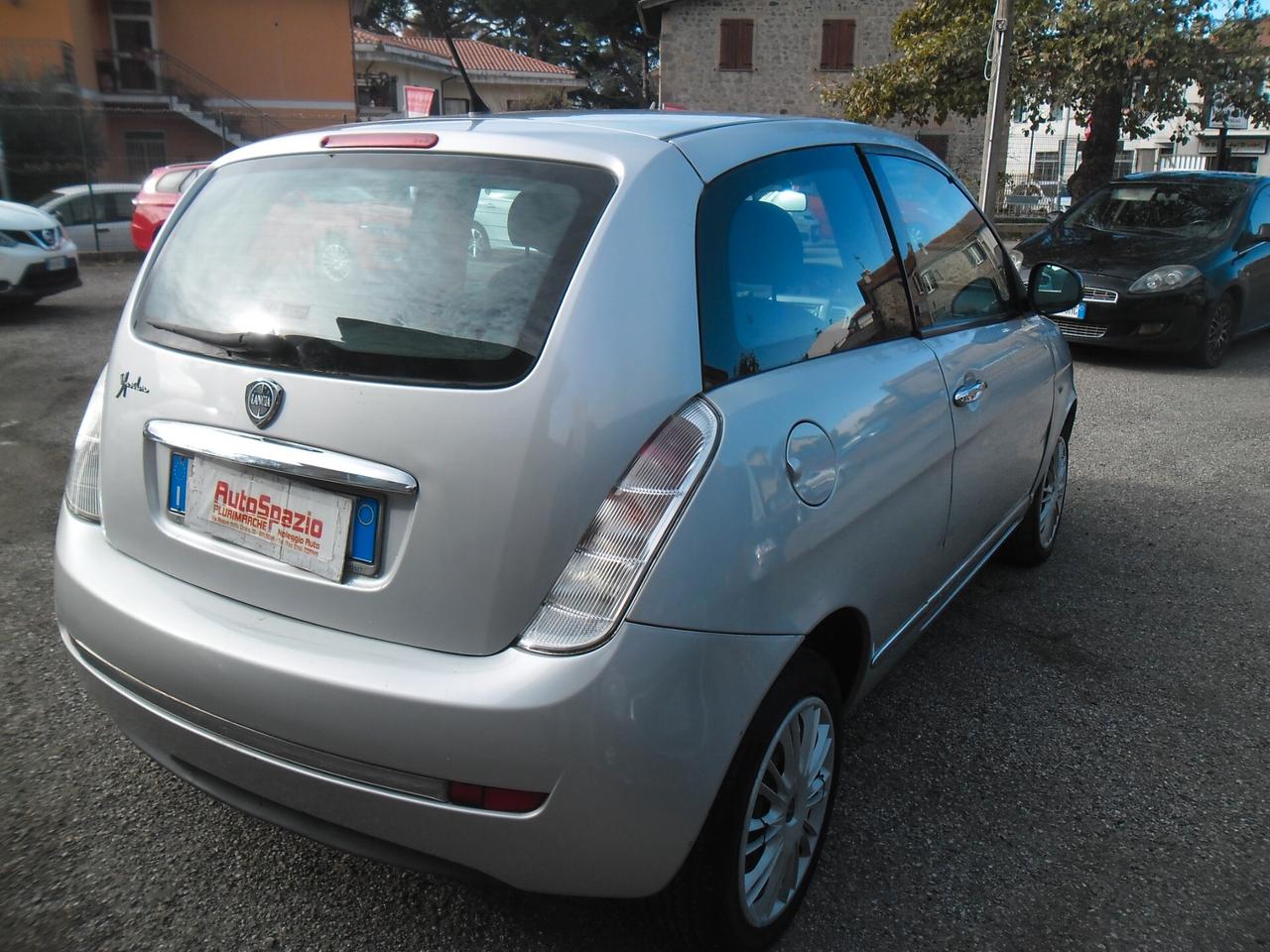 Lancia Ypsilon 1.2 69 CV Diva