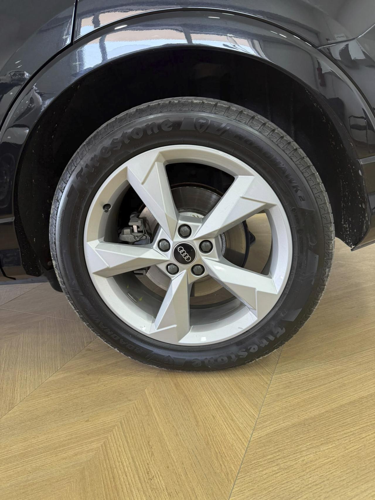 Audi Q3 SPB PLUG IN 45 TFSI E S TRONIC LINE EDITION