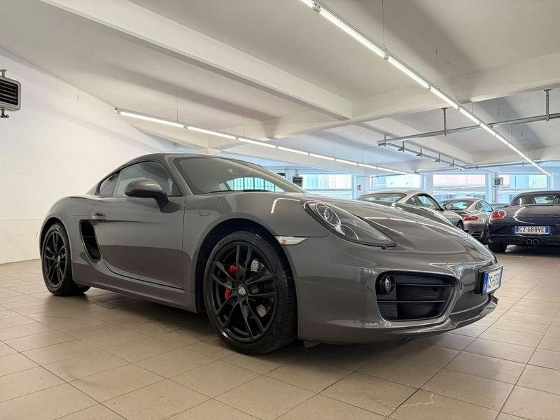 Porsche Cayman 2.7