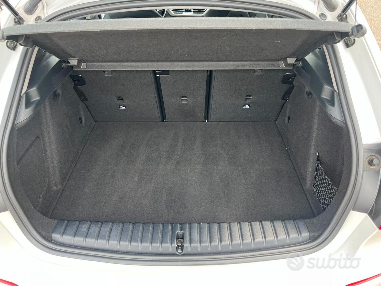 Bmw 118 118d 5p. Business Advantage AUTOMATICA