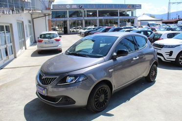 LANCIA - Ypsilon - 1.0 FireFly 5p.S&S Hyb. Gold Pl.