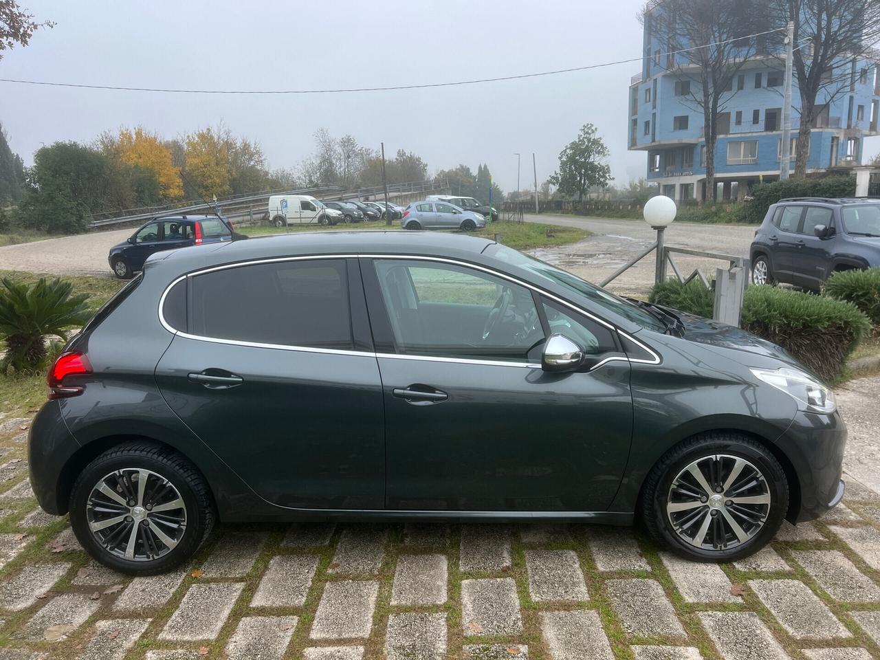 Peugeot 208 1.6 BlueHDi 100CV Allure-2017"NUOVA"