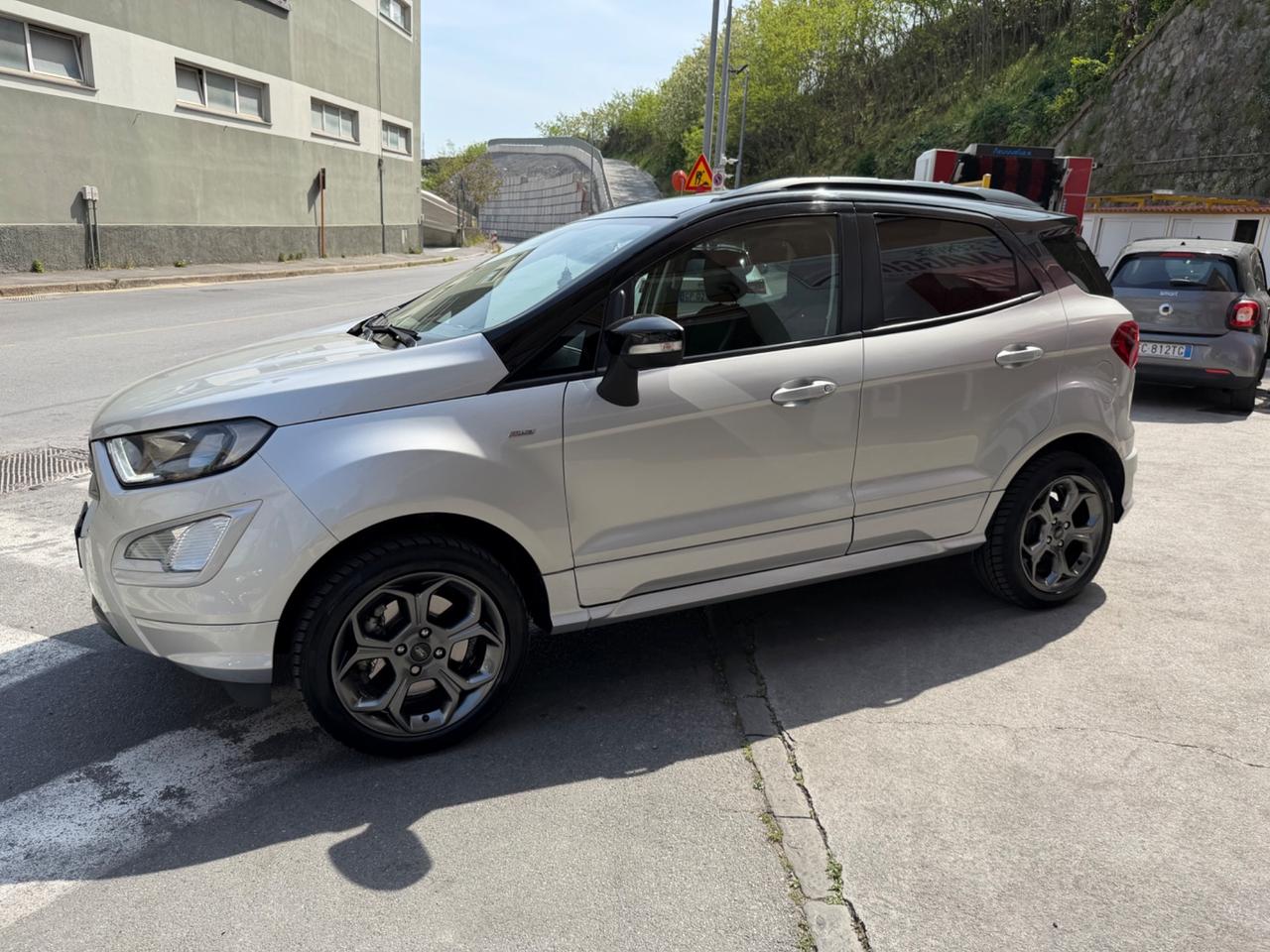 FORD ECOSPORT 1.0 ST -LINE KM 28 MILA !!!