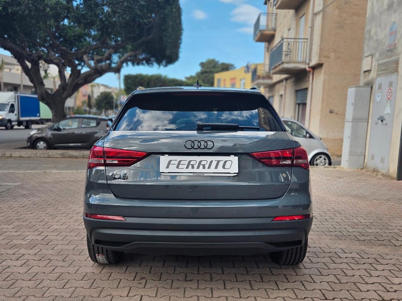 Audi Q3 35 TDI S tronic 150 cv Business