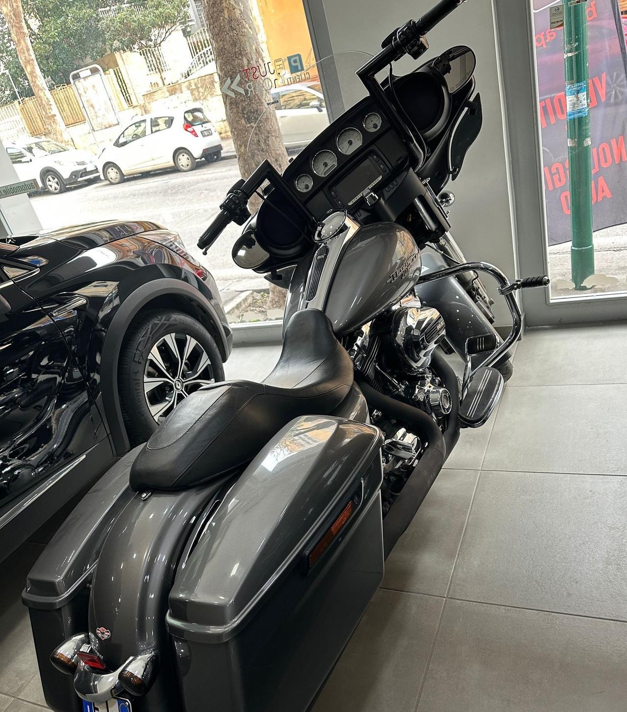 Harley-davidson Street Glide 2015