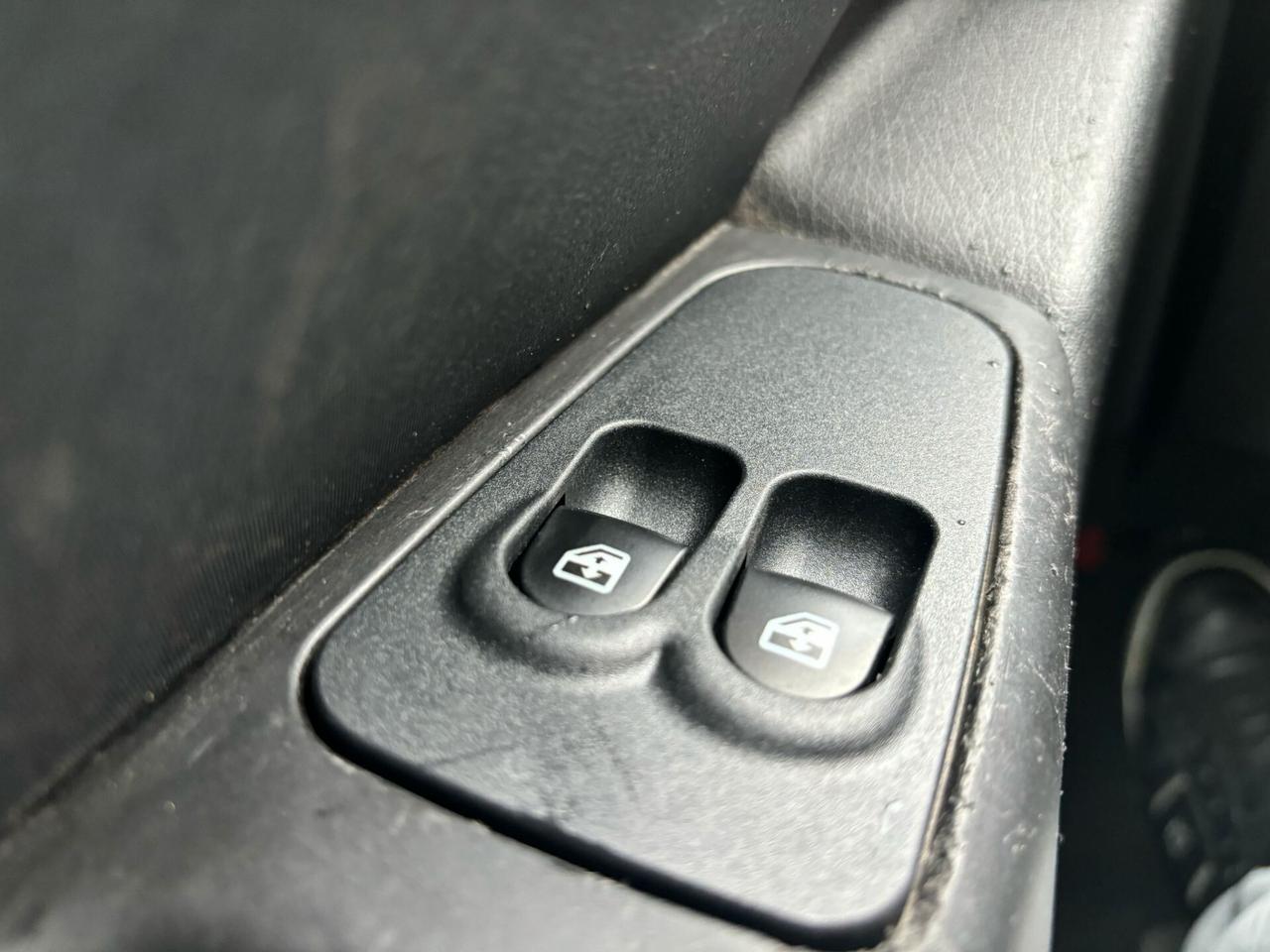 Lancia Ypsilon 1.3 MJT 105 CV Sport MomoDesign