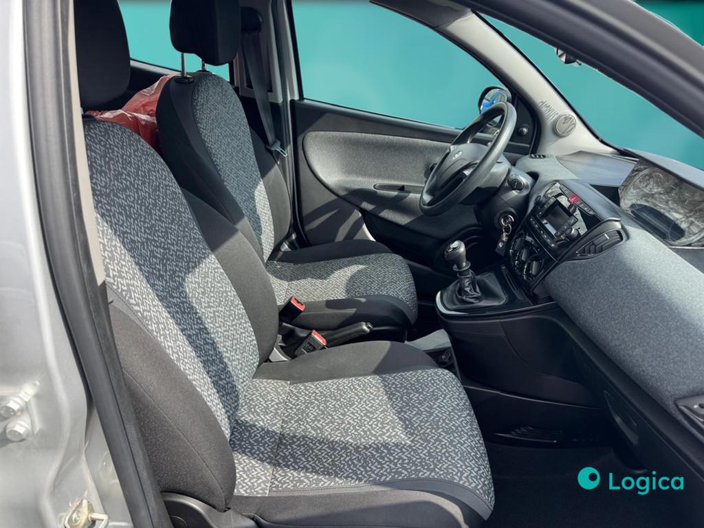 LANCIA Ypsilon III 2021 - Ypsilon 1.0 firefly hybrid Silver s&s 70c
