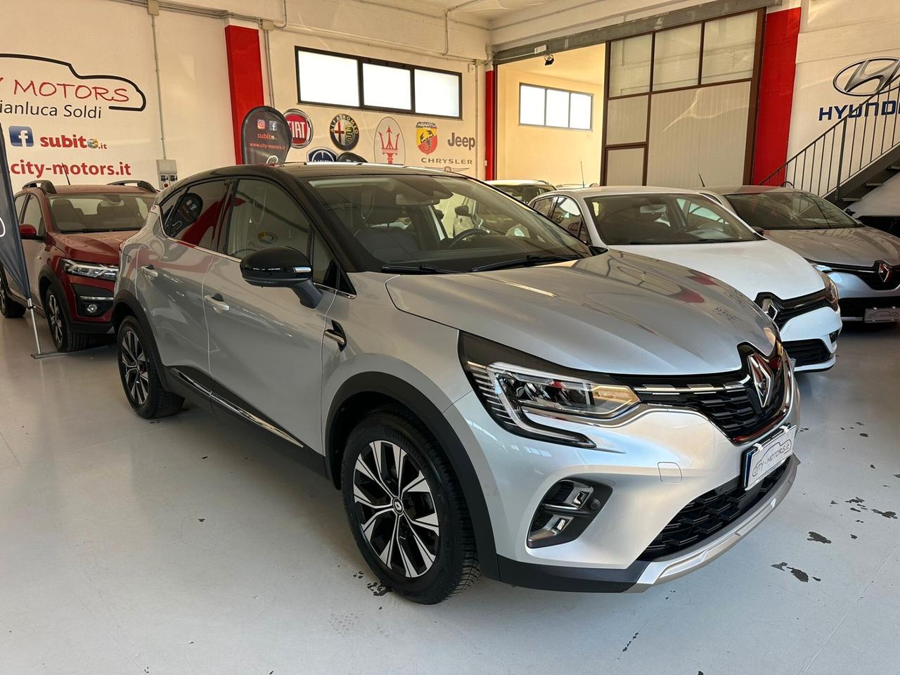 Renault Captur TCe 12V 90 CV Techno