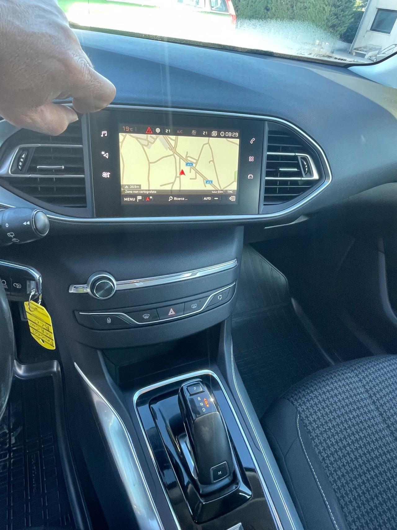 Peugeot 308 BlueHDi 130 S&S EAT8 SW Business