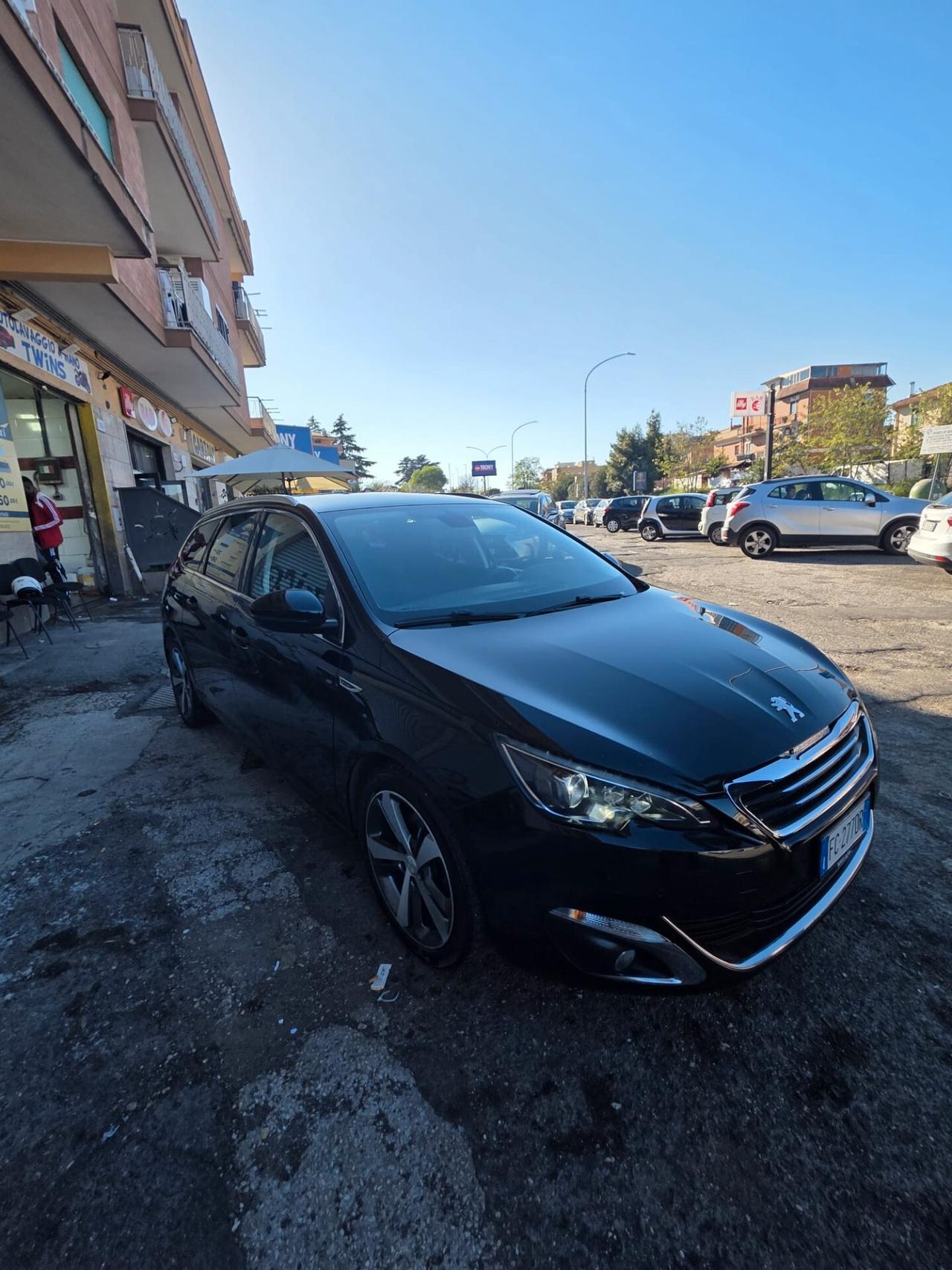 Peugeot 308 BlueHDi 120 S&S EAT6 SW Allure