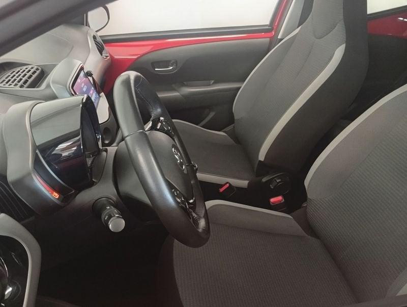 Toyota Aygo Aygo Connect 1.0 VVT-i 72 CV 5 porte x-wave MMT