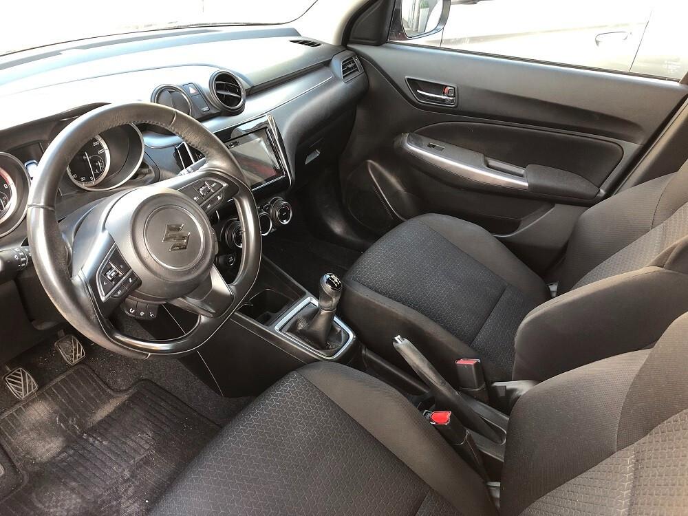 Suzuki Swift 1.2 Hybrid Top