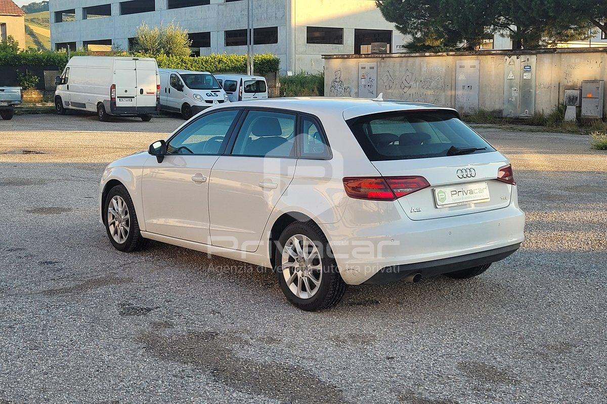 AUDI A3 SPB 1.6 TDI clean diesel Business