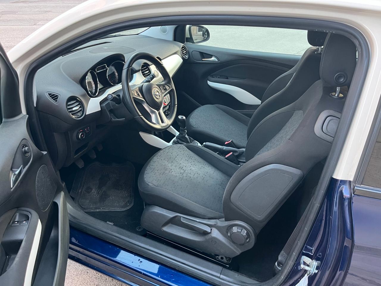 Opel Adam 1.2 70 CV Jam