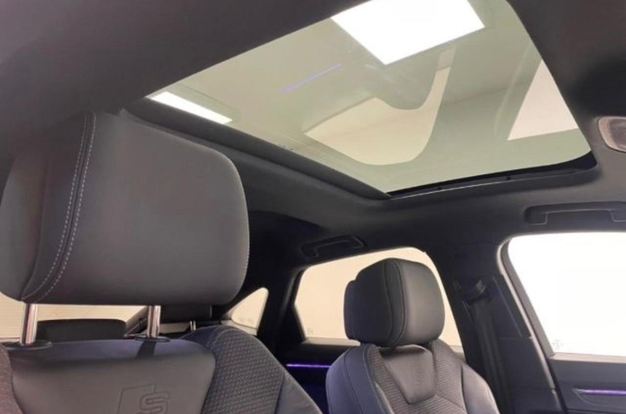 Audi Q3 45TFSI S tronic S LINE interno esterno Cerchi Sonos tetto