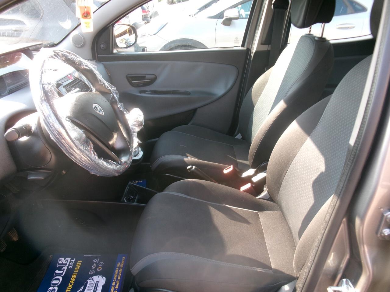 Lancia Ypsilon 1.2 ECOCHIC GPL DI SERIE