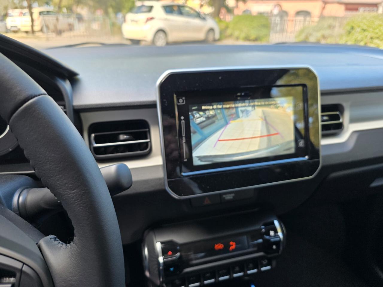 Suzuki Ignis 1.2 Hybrid Top