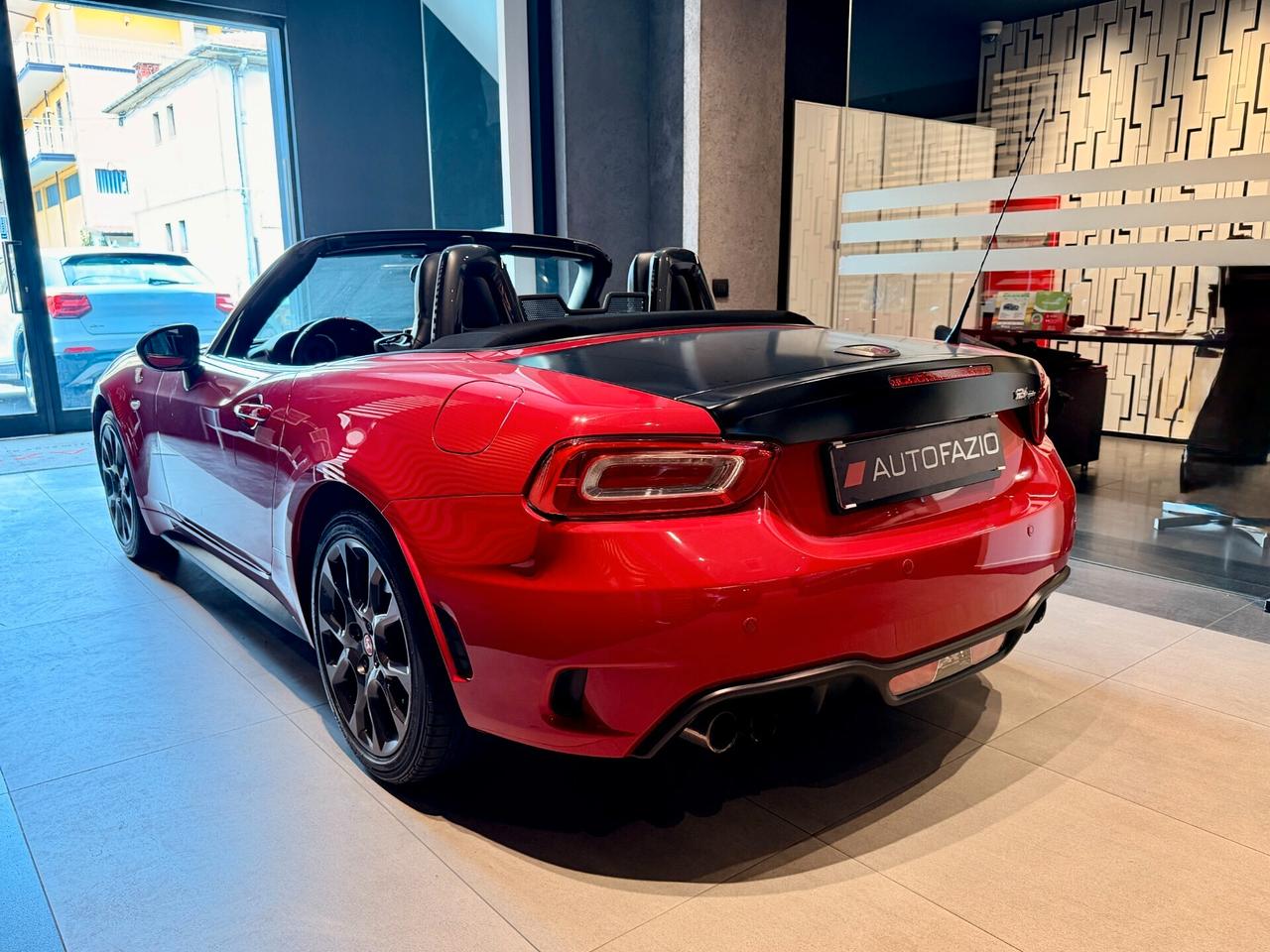 Abarth 124 Spider 1.4 Turbo MultiAir 170 CV