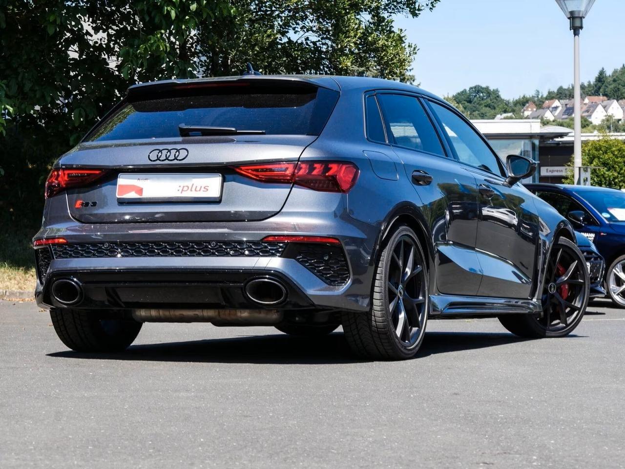 Audi A3 RS 3 SPB TFSI quattro S tronic