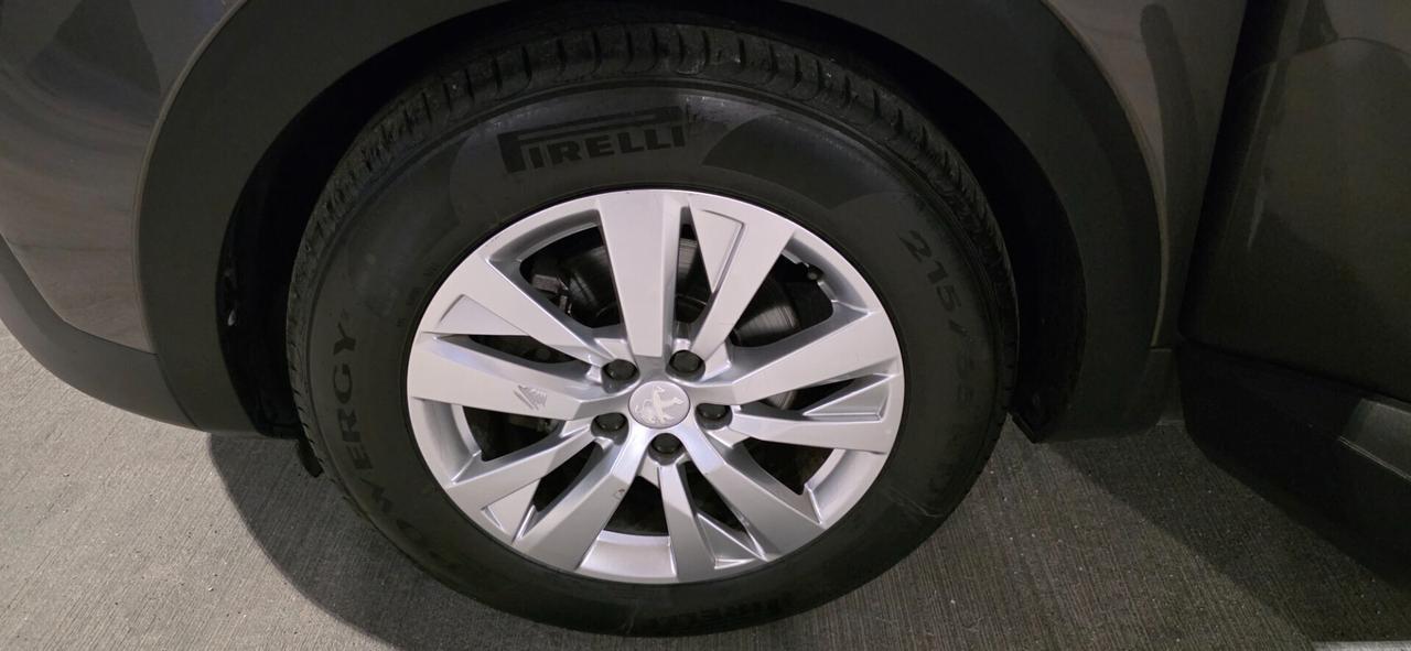 Peugeot 3008 BlueHDi 130 cv Active IVA ESPOSTA
