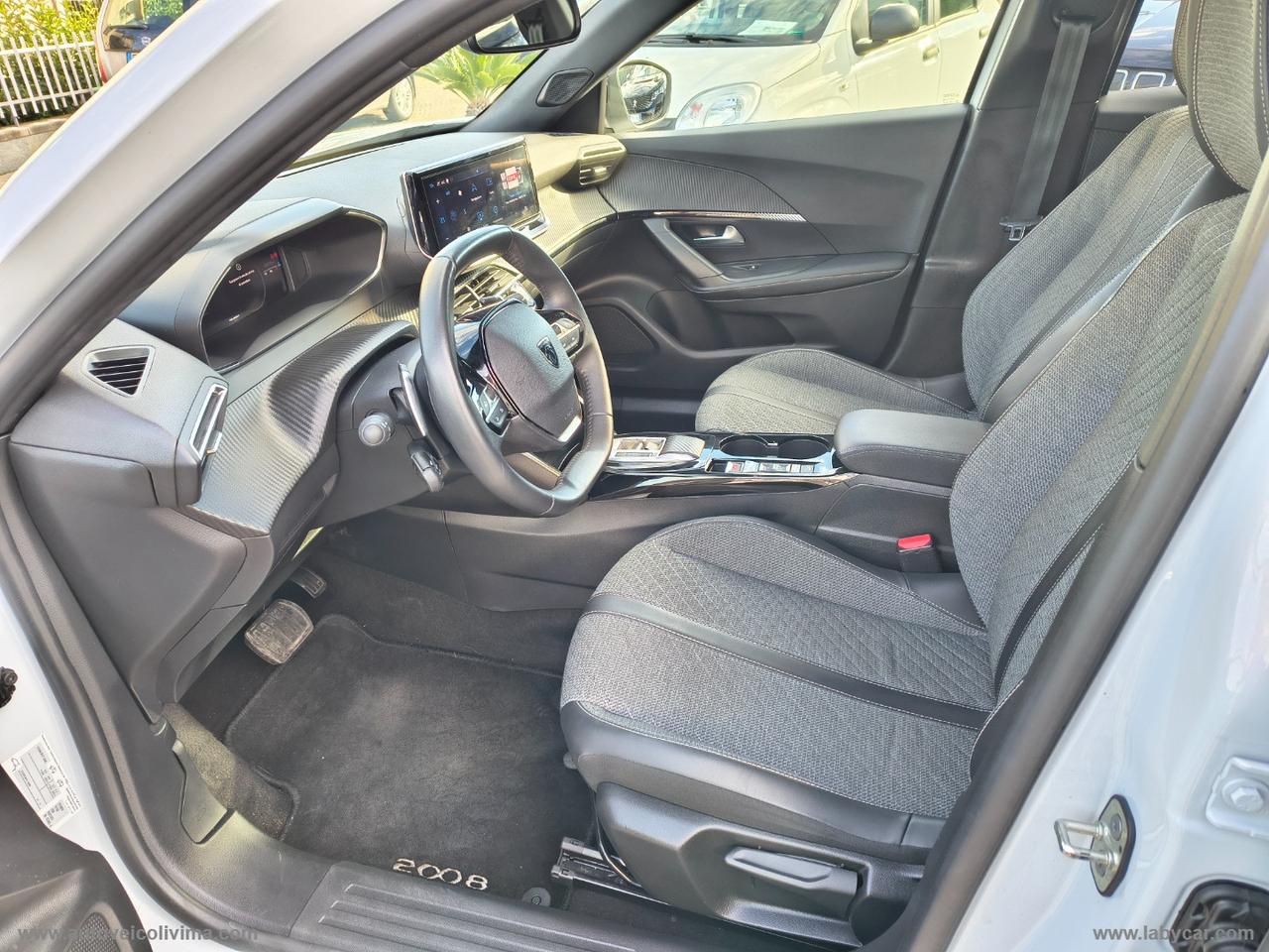 PEUGEOT 2008 BlueHDi 130 S&S EAT8 Allure