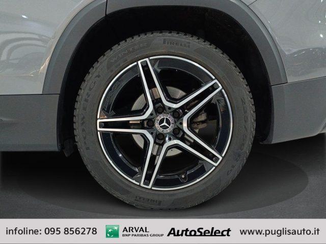 MERCEDES-BENZ GLB 200 Automatic Premium