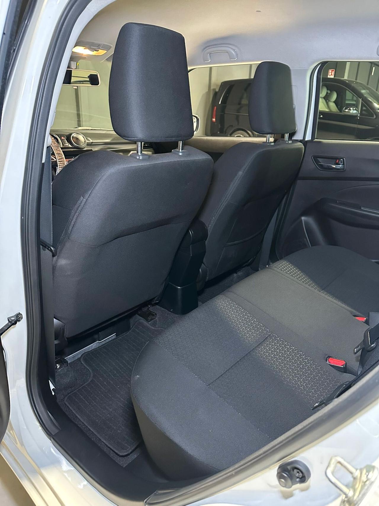 Suzuki Swift 1.2 Hybrid Top