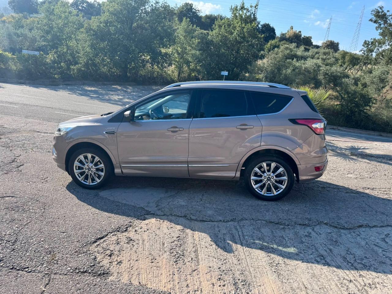 Ford Kuga 2.0 TDCI 150 CV S&S 4WD Powershift Vignale