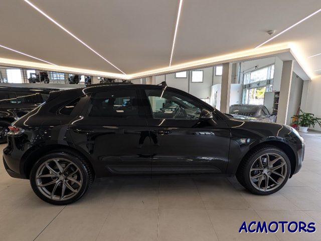 PORSCHE Macan 2.0