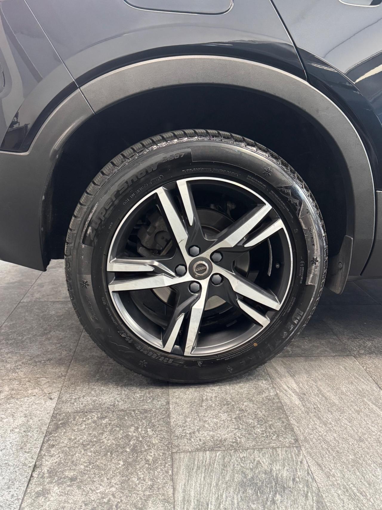 Volvo XC40 D4 2.0 190 Cv AWD R-design Tetto apribile