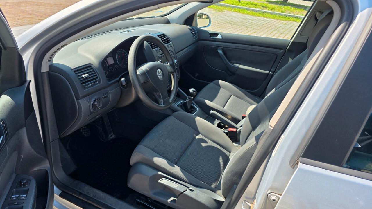 Volkswagen Golf 1.9 TDI 5p. 105Cv Sportline