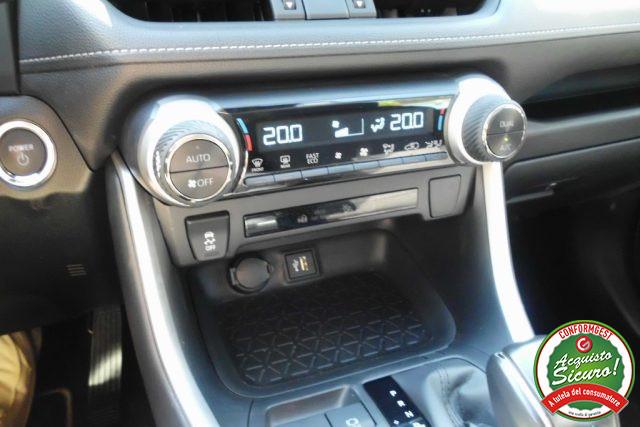 TOYOTA RAV 4 MY23 RAV4 2.5 HV (218CV) E-CVT 2WD Business