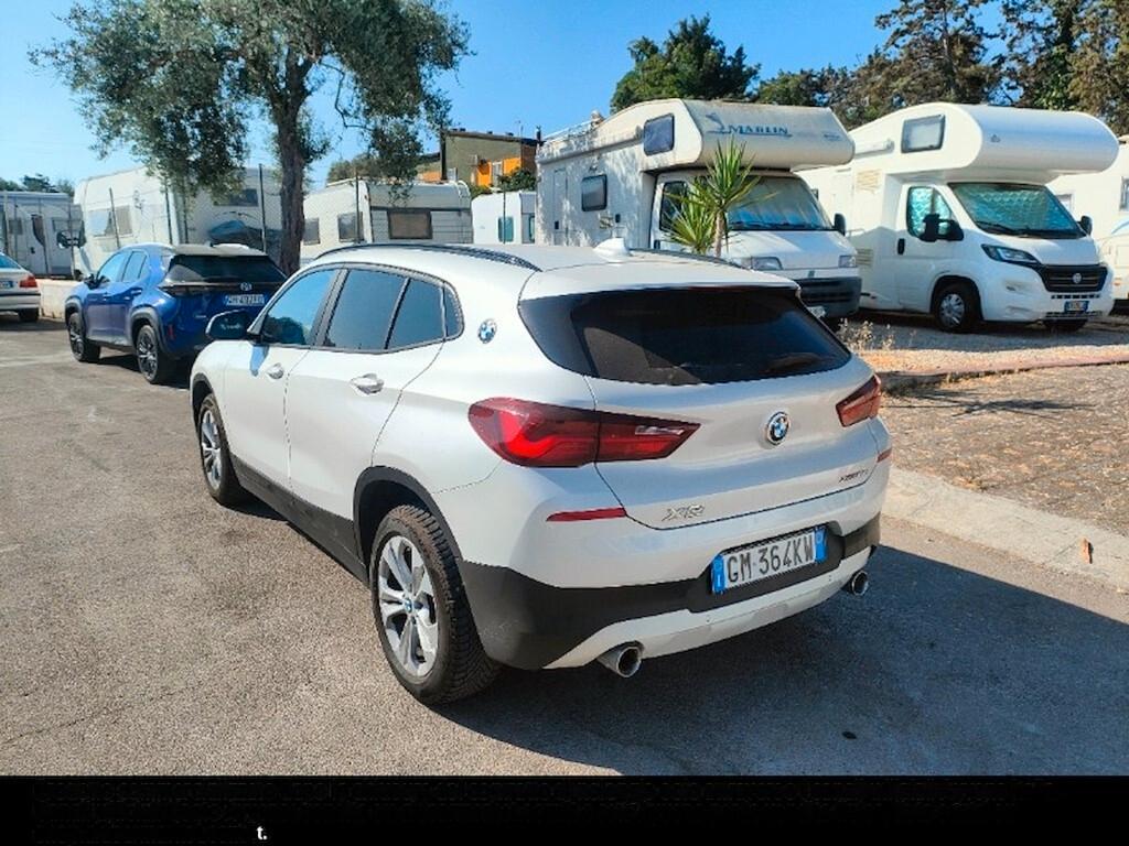 BMW X2 18D 150CV STEPTRONIC X-DRIVE BUSINESS X ( FARI LED - CRUISE - NAVI - PARK ASSISTANT - CERCHI 18 )