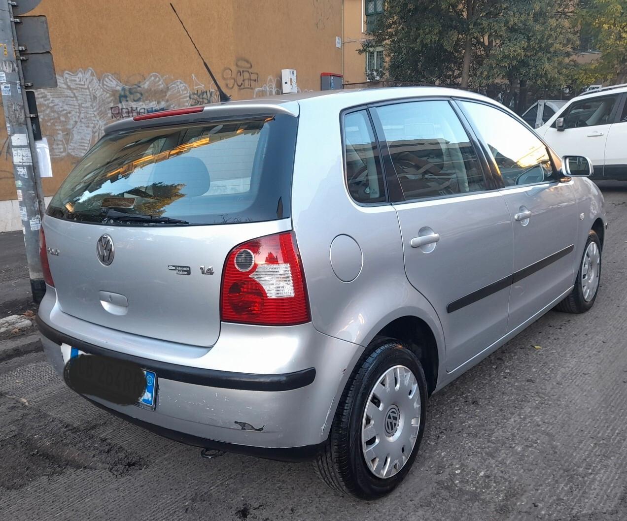 Volkswagen polo 1.4 55KW75CV confortiline benzina euro4 neopatentati