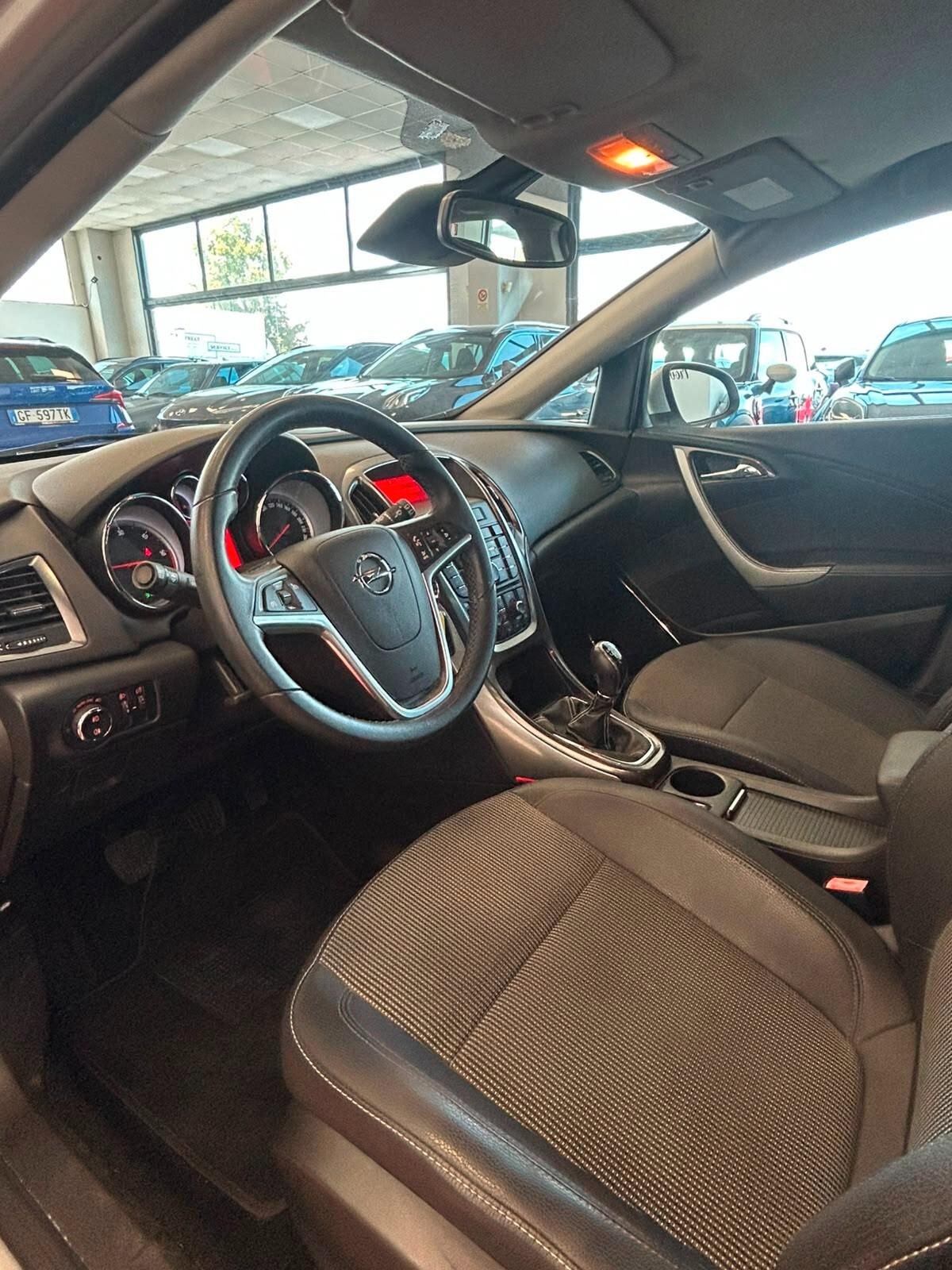 Opel Astra 1.7 CDTI 125CV Sports Tourer Cosmo