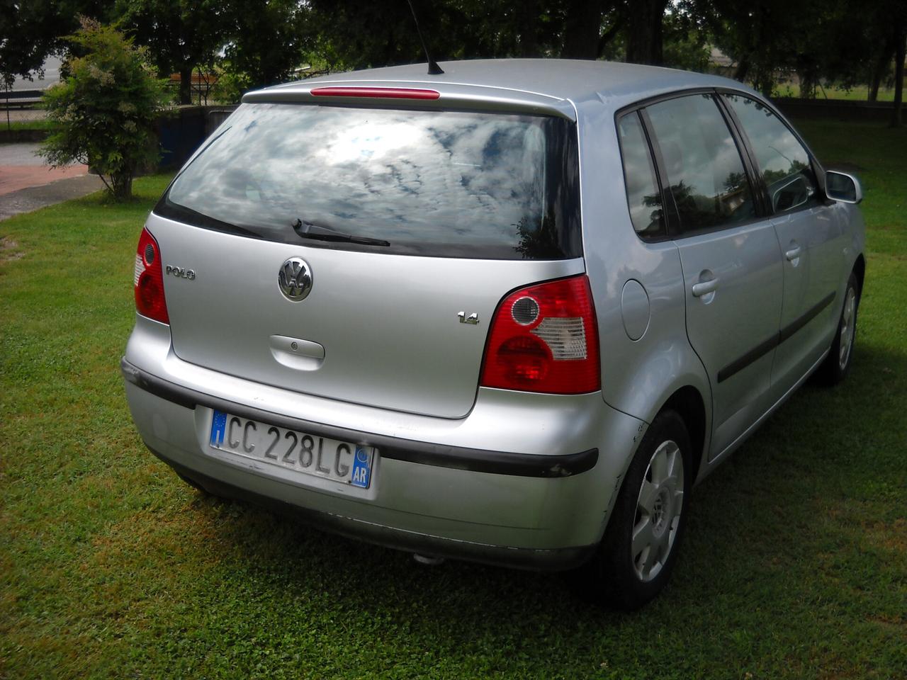 Volkswagen Polo 1.4 16V 5p. Comfortline impianto a Metano