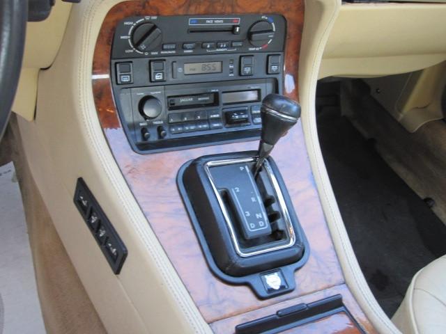 JAGUAR Sovereign 3.2 cat automatic