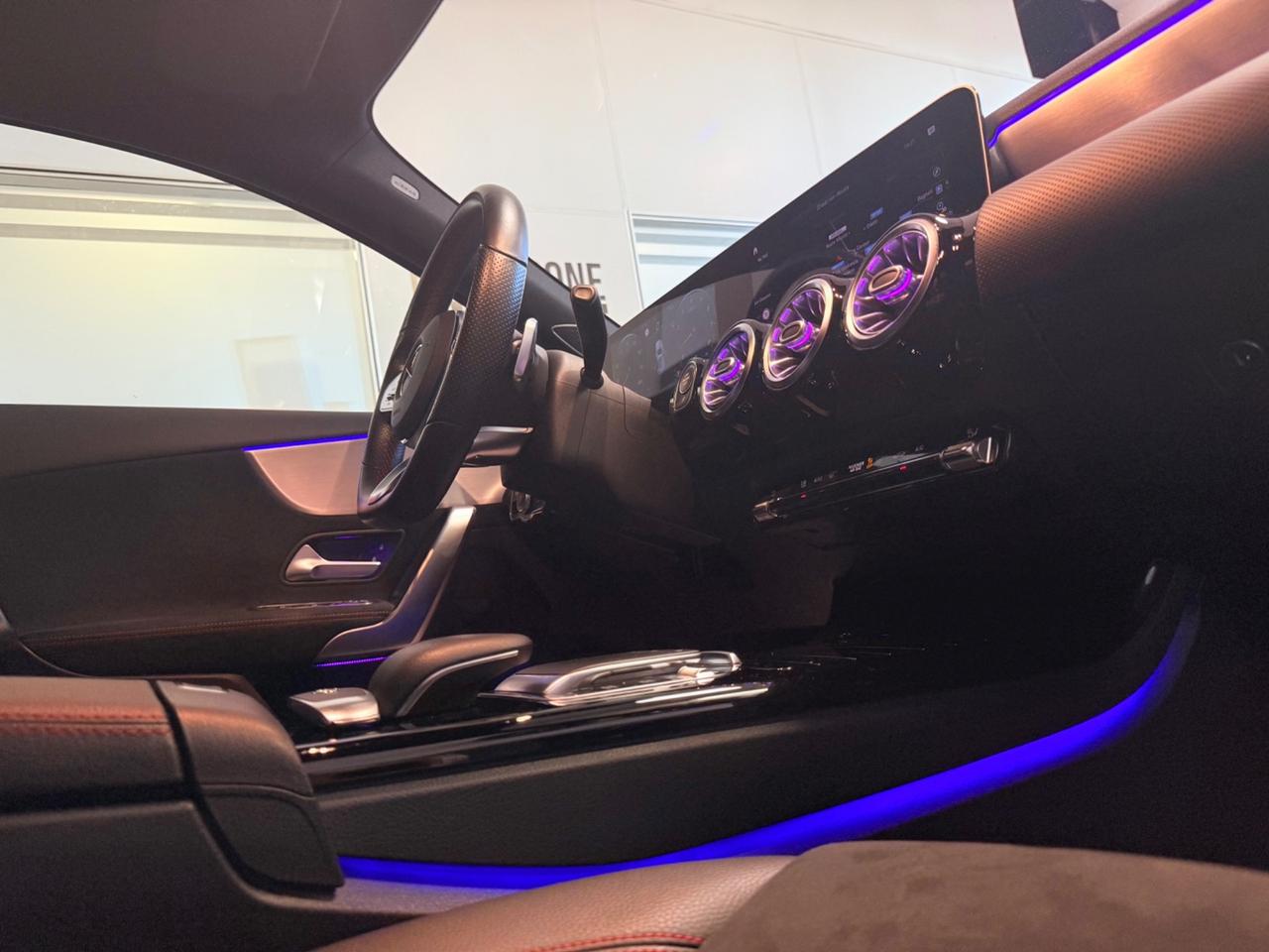 Mercedes-benz A 250 Automatic Premium 2.0 224cv Amg