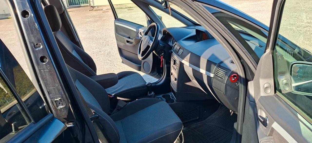 OPEL MERIVA 1.4 CON GPL GARANZIA 12 MESI