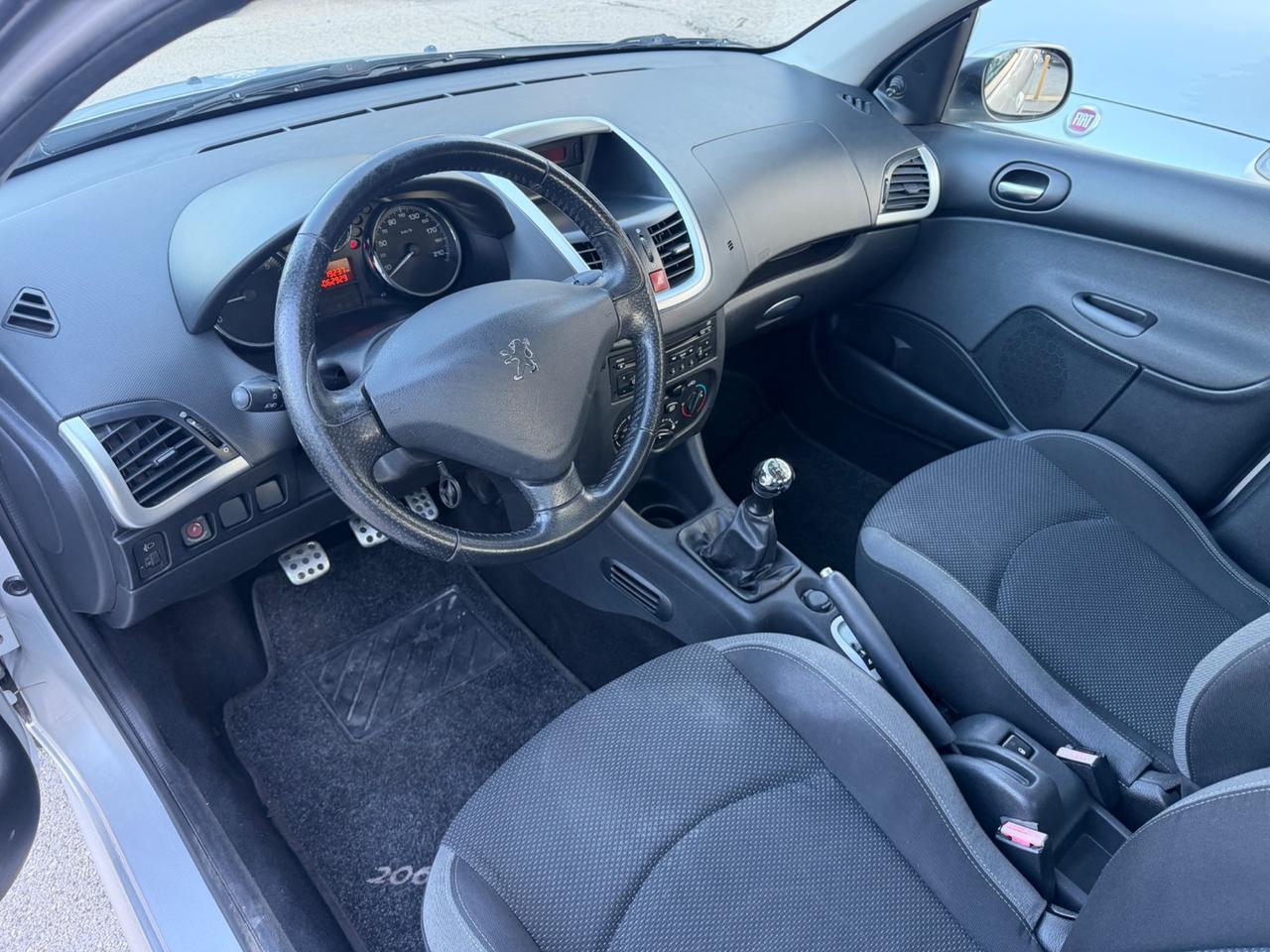 Peugeot 206 Plus 1.1 benzina 60 cv 2011