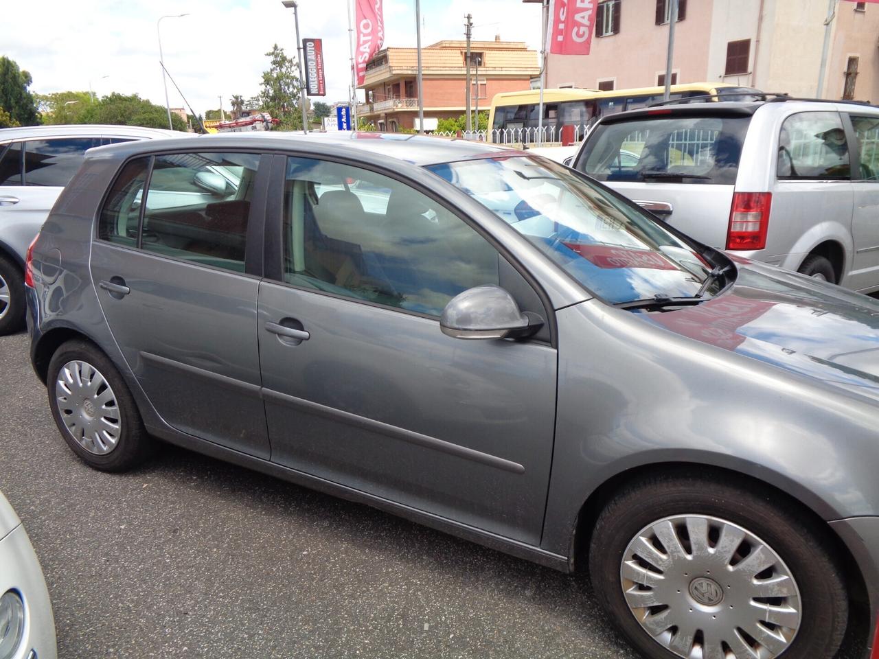 Volkswagen Golf 1.6 5p. Comfortline
