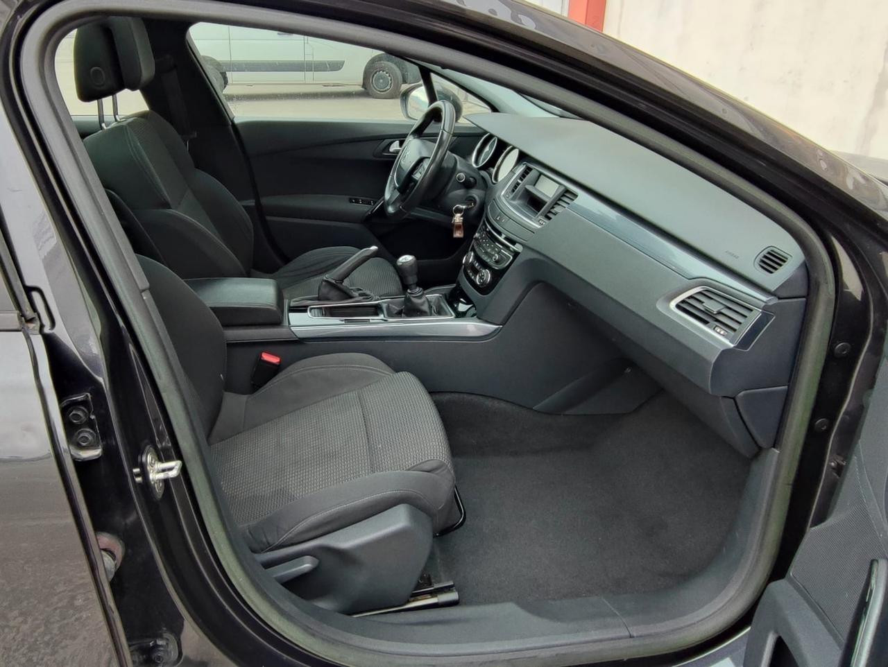 Peugeot 508 2.0 HDi 140CV SW Ciel Allure