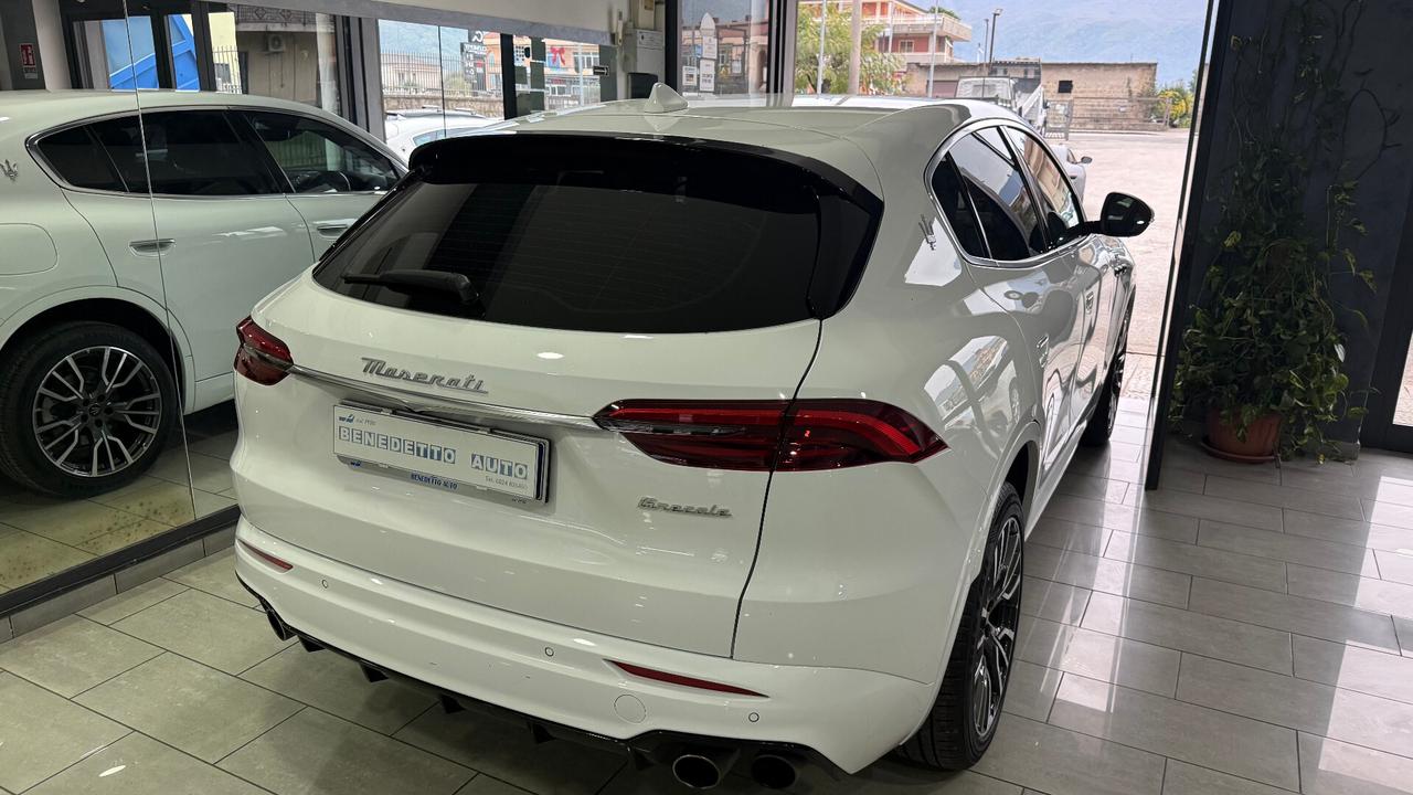Maserati Grecale MHEV 300 CV AWD GT