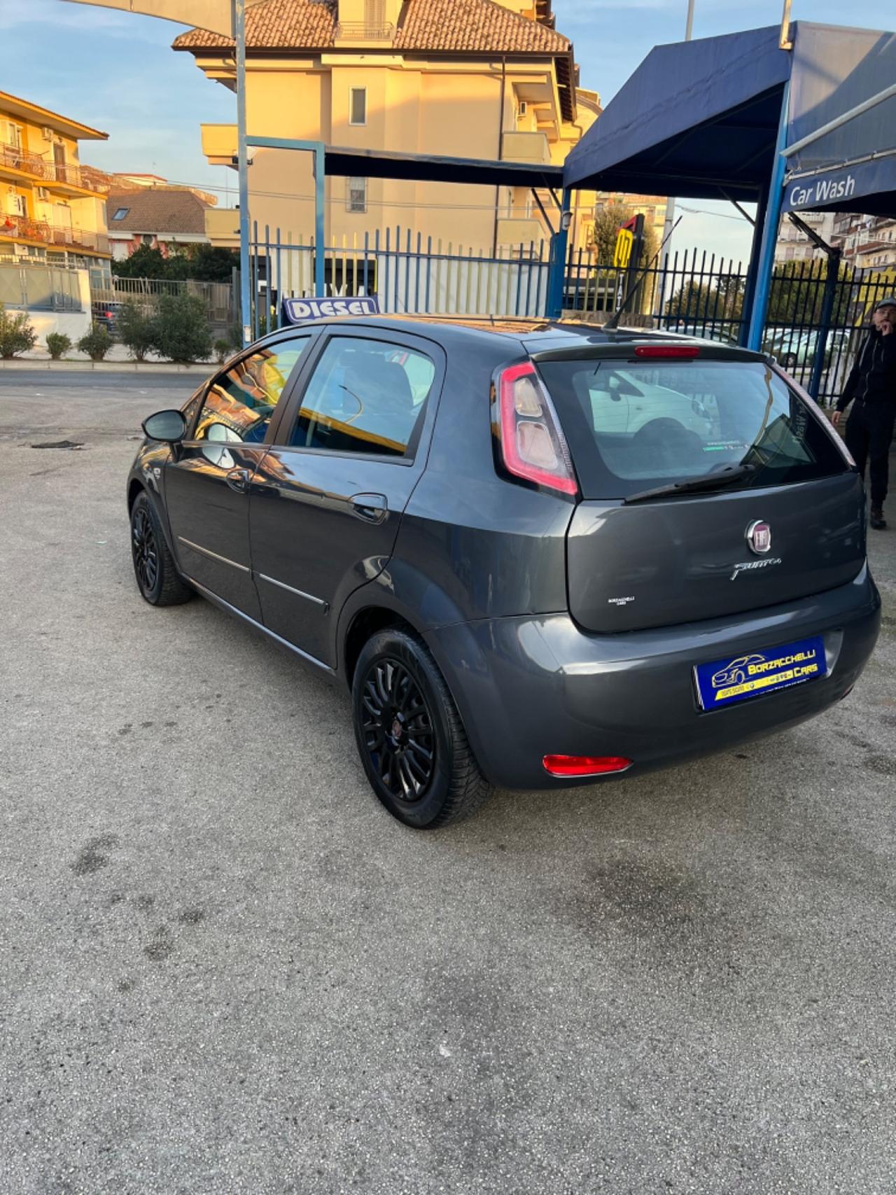 Fiat Punto 1.3 MJT II 75 CV 5 porte Street