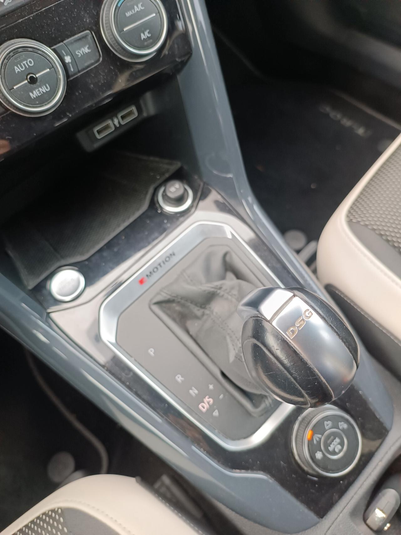 Volkswagen T-Roc 2.0 TDI 150 CV DSG 4MOTION