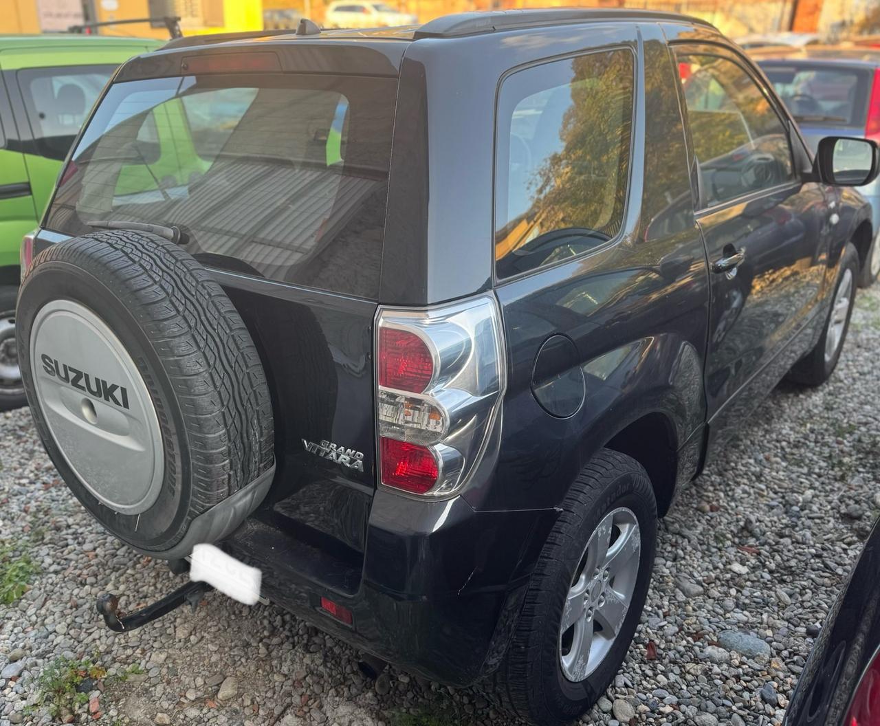 Suzuki Grand Vitara 1.9 DDiS 3 porte 4x4 ridotte gancio traino